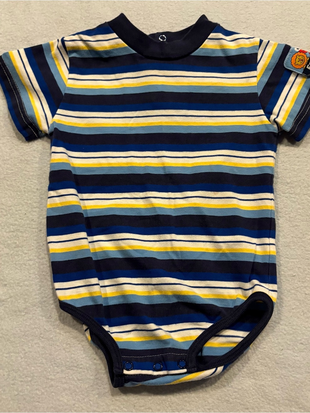 VTG Sesame Street Elmo Friends Striped onesie size 18 months